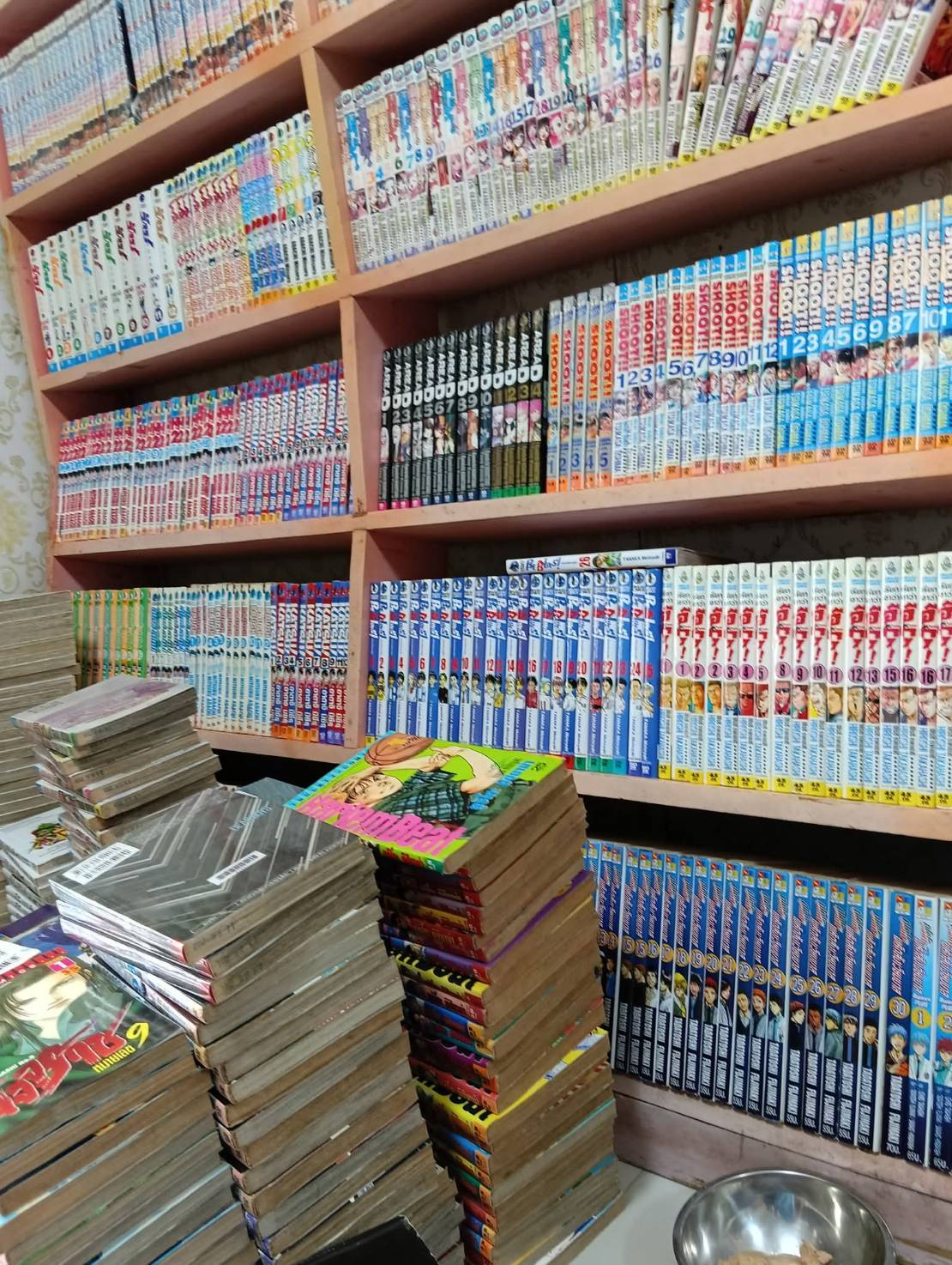 รับซื้อหนังสือการ์ตูน